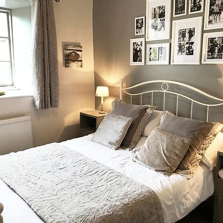 Green Dragon Hotel Brigstock ภายนอก รูปภาพ