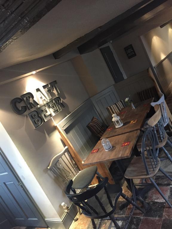 Green Dragon Hotel Brigstock ภายนอก รูปภาพ